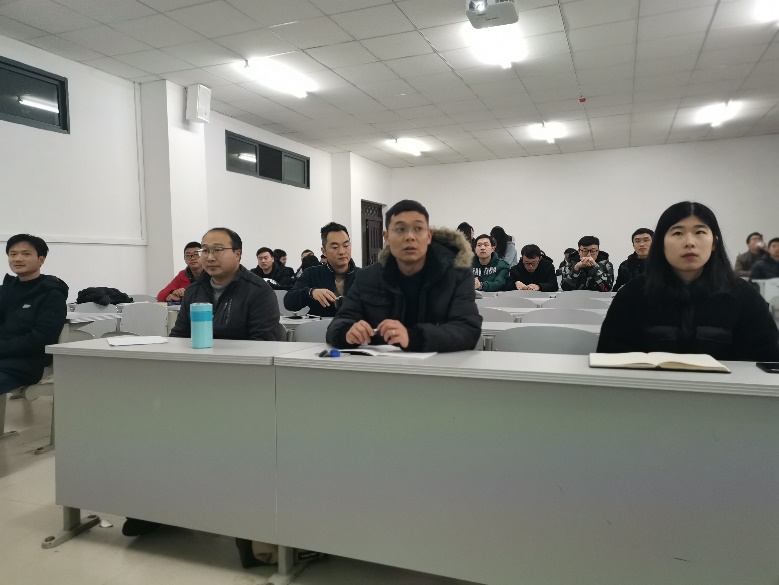 (大数据与信息工程学院 王傲霜 报道|摄影 唐远志 汪炫羲)为促进大